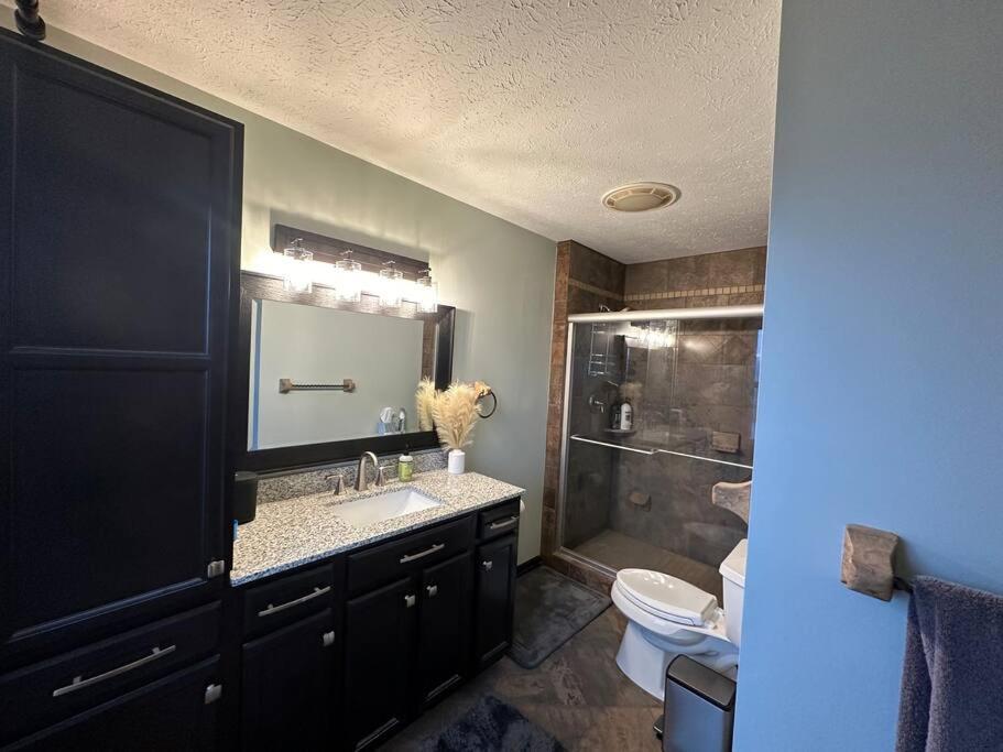 Inviting 3 Bed 2.5 Bath Townhome In Wadsworth Экстерьер фото